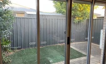 Tasha's Apartments - CC2 - Housity