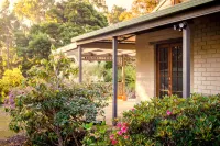 Cloudy Creek Cottage Hotels near Bruny Island