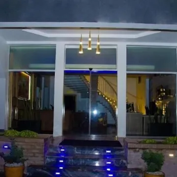 Elegant Suites by Golden Bide Jos