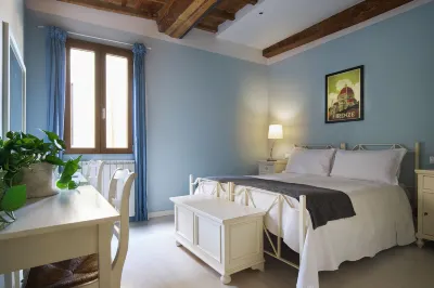 Panicale Blue Historic 1Br Stay Near Medici Chapels & Mercato Centrale Hoteles en San Lorenzo