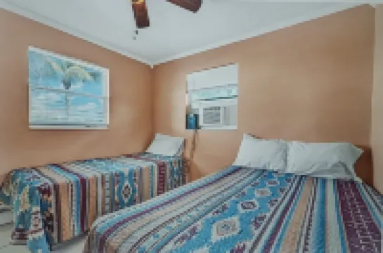 Old Wooden Bridge Resort & Marina