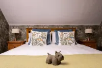 Kirktoun Cottage on Scottish Estate - open fire- enclosed garden- beaches -woods Gordonstoun School 주변 호텔