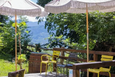 Wine Space Hotels in Sadmeli