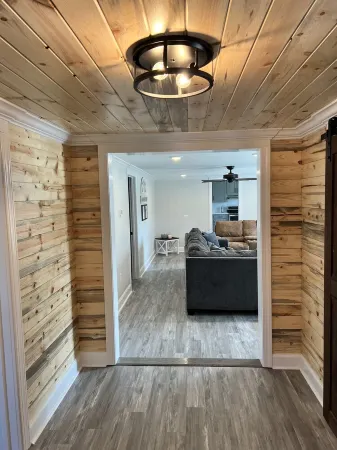 The Southern Pecan Отели рядом с достопримечательностью «Парк Клоселл»