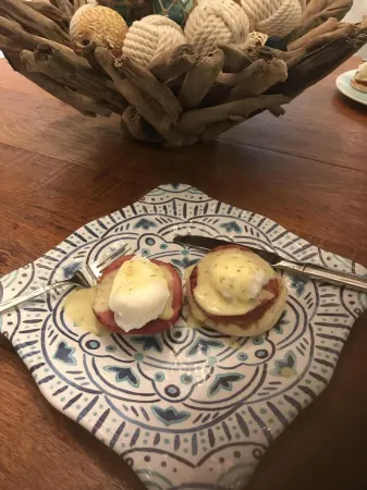 Findley Lake- Pfarrhaus- Enjoy 4 seasons of skiing, snowmobiling and the lake. Отели в г. Мина