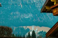 Modern furnished, centrally located apartment "MatiLux" SUMMER MOUNTAIN RAILS INCL. 2019 Hotels in Oberstdorf