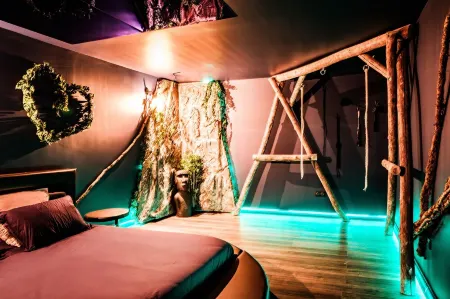 Eden Tropical Love Room