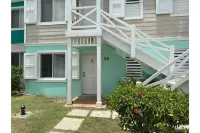 Southgate courtyard<br>Unit 20