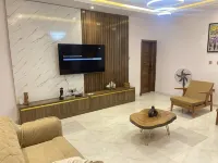 Luxury 3-Bedrooms Villa In Abeokuta Hotels in Abeokuta