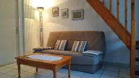Apartment 2: Holiday apartment in a quiet private property