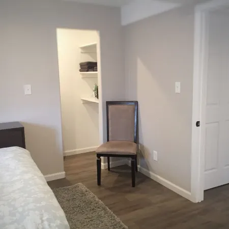 Private Executive Suite #2 - Large One Bedroom
