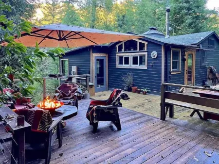 The Cozy Cazadero Cabin with Finnish Sauna