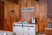 Thanksgiving 2025 at Sugar Bear! Ski at Dodge Ridge! Book Early! Same Day Book!