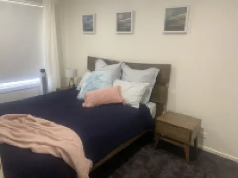 Invy Haven - Relaxed Coastal, Free WiFi, Pet Friendly, Beach 500m