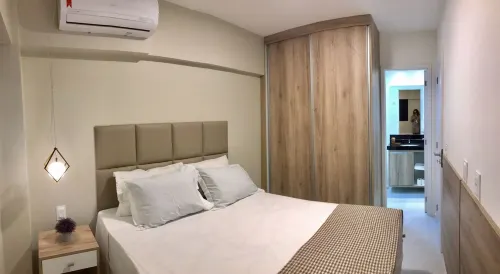 LUX. BEDROOM AND LIVINGROOM. EDF TIME. GREEN POINT