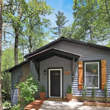 Lake, Golf & Hike at Linville Lodge in  Linville  Land  Harbor  Resort Community