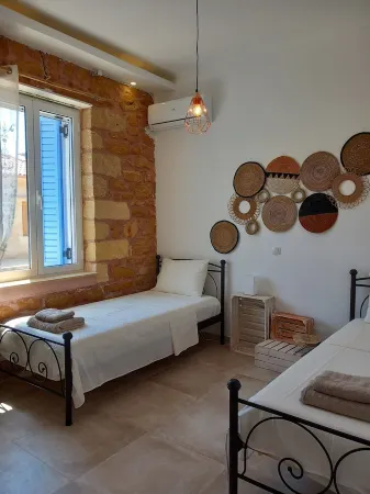 Old fisher house Отели в г. Трифилија