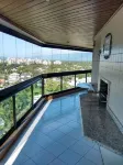 Beautiful fit, standing on the sand with spectacular sea views. Spotless