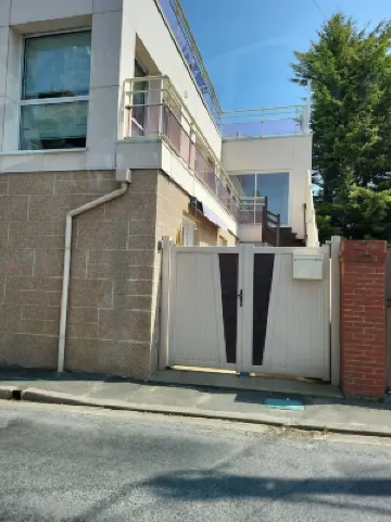 Apart Rdc 2-3-4 People 50m2 Ground Floor+Closed Courtyard of 30m2 100m the Beach Hotels in Pleneuf-Val-Andre