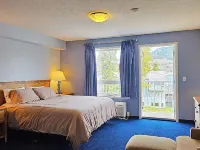 Misty Mountain Inn & Suites Hotels in Grande Cache