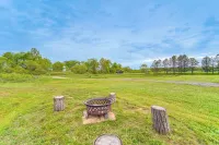 Dog-friendly Cabin Near Pymatuning Lake! - Apartments