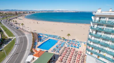 Golden Donaire Beach Hotels near Vila-seca