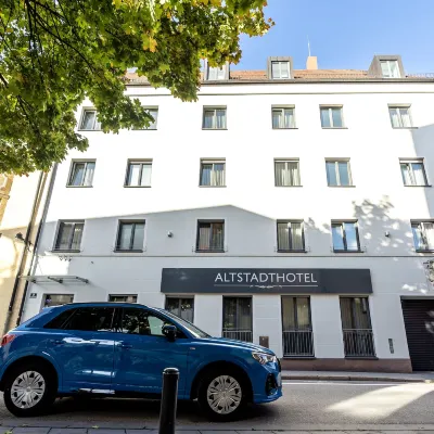 Altstadthotel Hotels near Kleinzoo Wasserstern e.V.