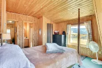 3 Mi to Catskill Trail: Stamford Cottage w/ Views - 2-Star