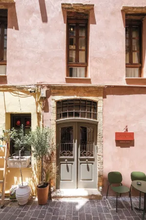 Qualia Slowlife Suites