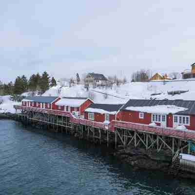 The Tide - Rorbuer Hotel Exterior