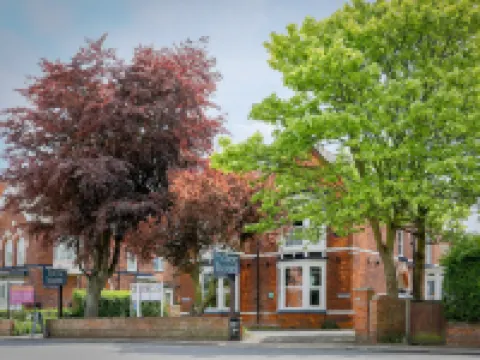 The Clee Hotel - Cleethorpes, Grimsby, Lincolnshire Hotels in Cleethorpes