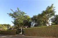 Casa María Aeropuerto B&B