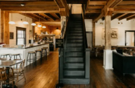 The Landing Hotel and Dining
