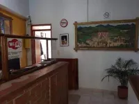 Hotel y Restaurante Los Cambulos Hotel a 