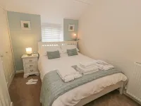 Kirrin Cottage Hotels in 