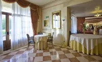 Hotel Villa Braida - breakfast