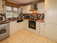 SeaSpray Cottage Hotels in Legmuckduff
