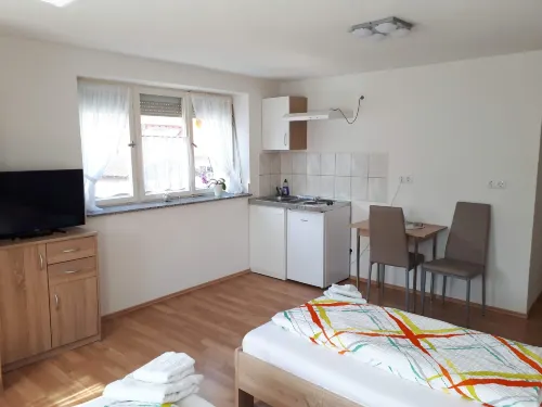 Gästehaus Apartments B & B27 Und Pension Waldhorn Hotels in Rottweil