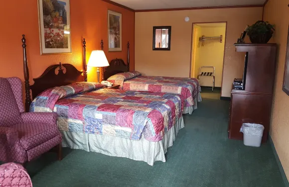 勺羅KC汽車旅館