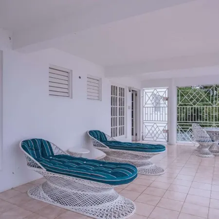 Lawrence Pool House