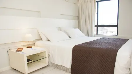 Classe Apart Hotel Отели рядом с достопримечательностью «Feiraguay Shopping Popular»