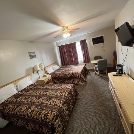 Oswego Inn Hotels in Oswego