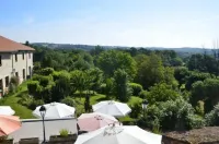 Auberge la Source - Logis Hôtels Hotel a Bellac