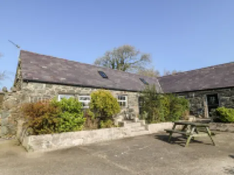 Bwthyn yr Helyg Hotels in Llannor