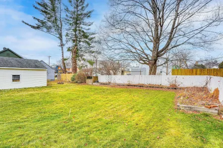 Ski, Hike & Fish: Modern Rutland Home