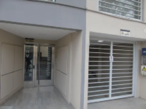 阿羅約託橋公寓