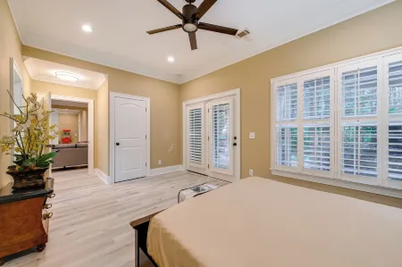 Game Room + Patio: Luxe Retreat Near Lake Norman!