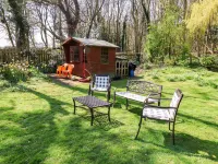 Twitchers' Den