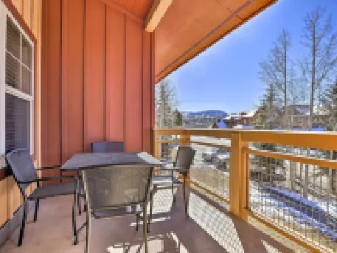 Spacious Fraser Condo ~ 6 Mi to Winter Park! Hoteles en Fraser