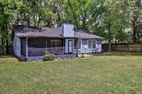 Pet-Friendly Amelia Island Home about 1 Mi to Beach! - spa